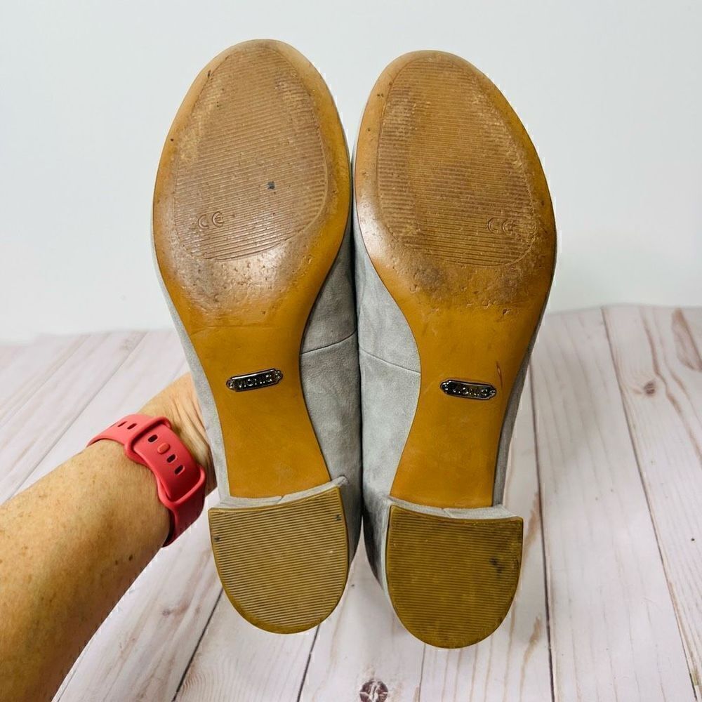 Vionic Natalie Light Gray Suede Block Heels Round Toe - Picture 8 of 11